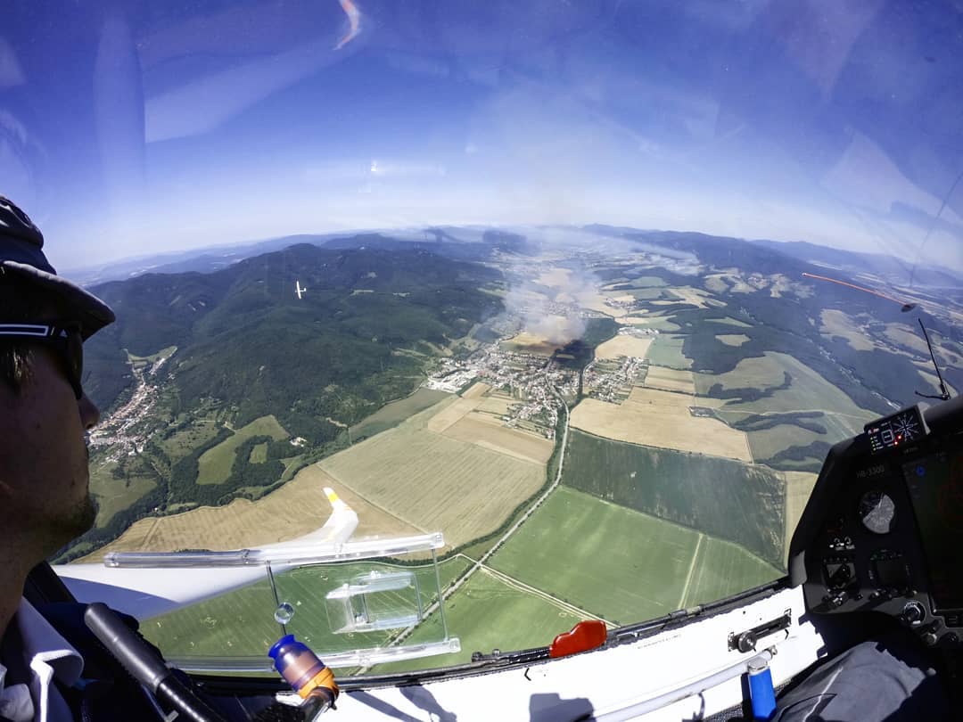 Over the slovakian fatra while using an updraft from a fire